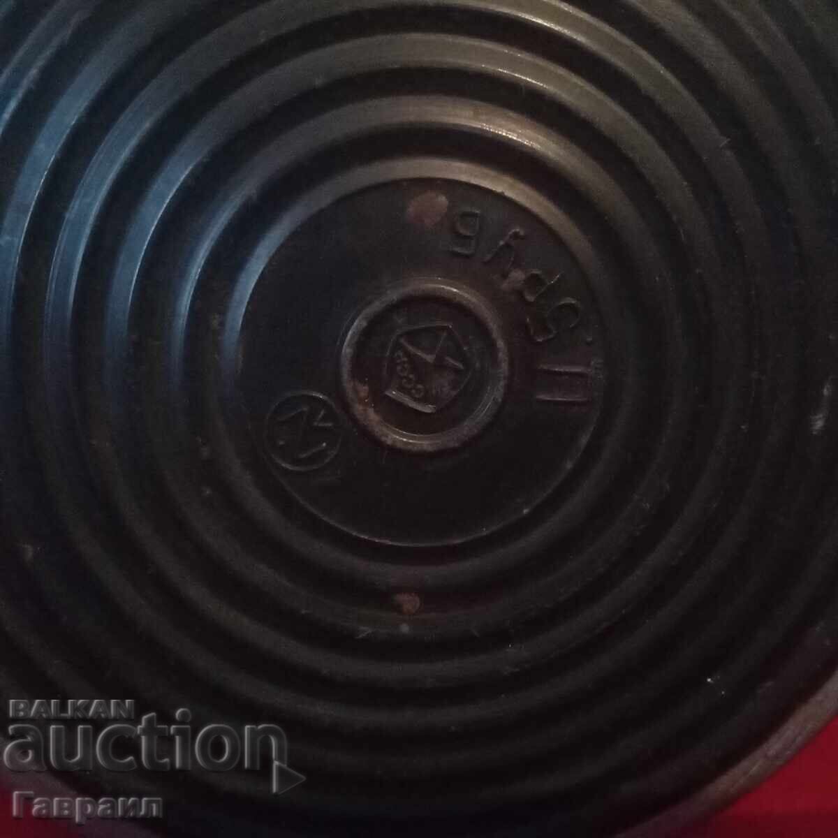 Delivery of An old lantern Delivery of An old lantern