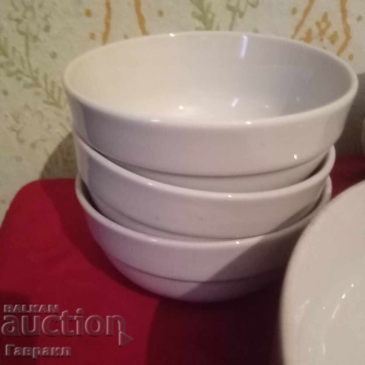 Auction Lot of Bulgarian porcelain Auction Lot of Bulgarian porcelain