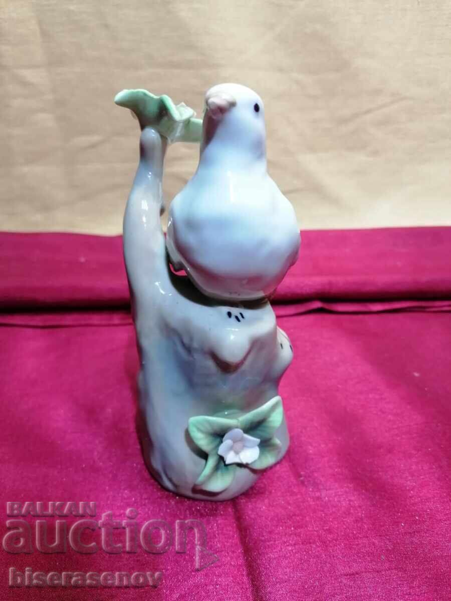 CASADES Spanish porcelain figure