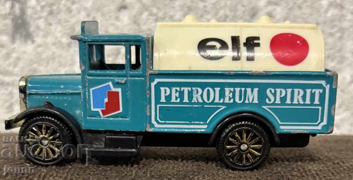 Corgi Morris Tanker Truck #1:64  made in Gt.Britain