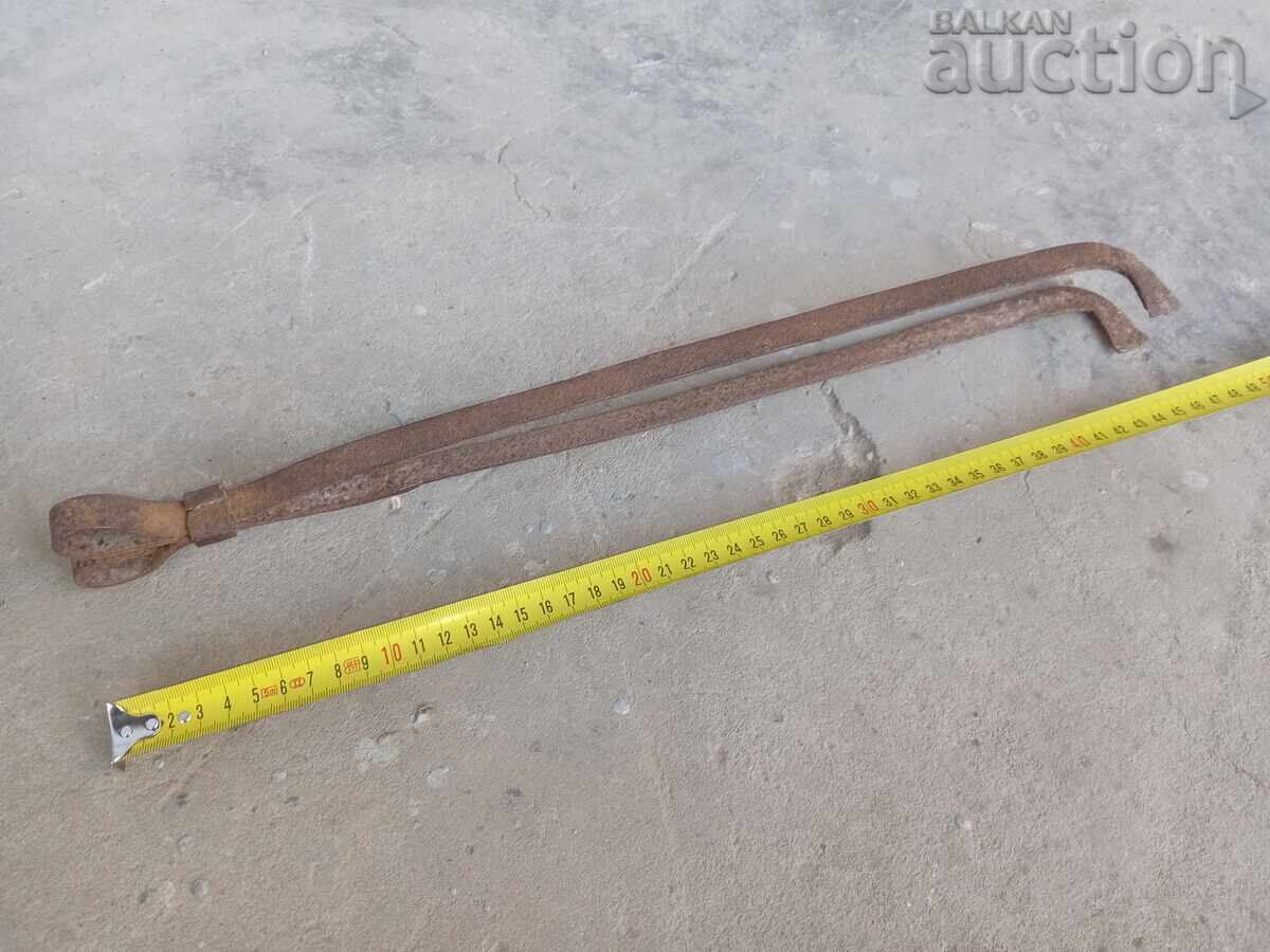 Old PRIMITIVE hand forged dilaf wrought iron tongs - 5 Old PRIMITIVE hand forged dilaf wrought iron tongs - 5