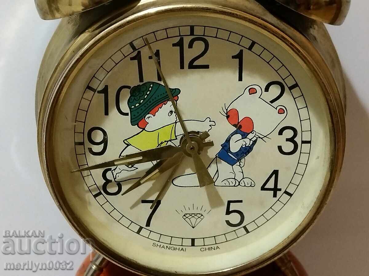 Κινεζικό ξυπνητήρι επιτραπέζιο ρολόι του 1980 με τιμή 41.00 BGN | € 20.96 Κινεζικό ξυπνητήρι επιτραπέζιο ρολόι του 1980 με τιμή 41.00 BGN | € 20.96