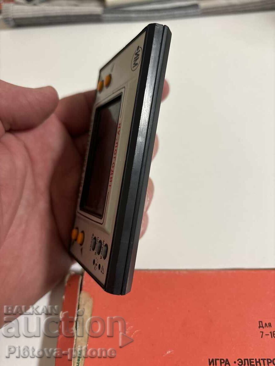 Παράδοση Παλιό ηλεκτρονικό παιχνίδι Παράδοση Παλιό ηλεκτρονικό παιχνίδι