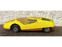 1973 Matchbox Lesney Superfast Streakers Car #33 Datsun 126X