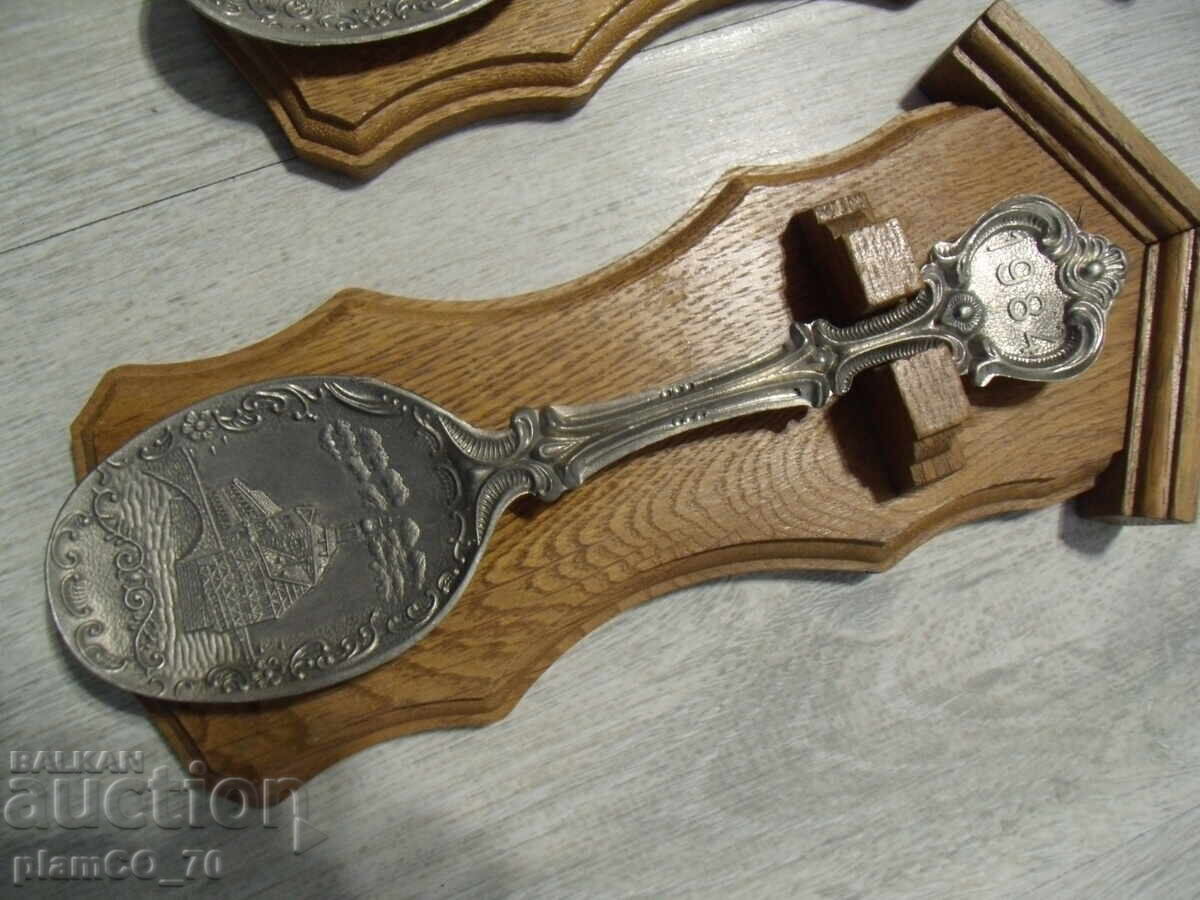 Delivery of No.*7821 three old metal / tin spoons - Frieling Zinn Delivery of No.*7821 three old metal / tin spoons - Frieling Zinn