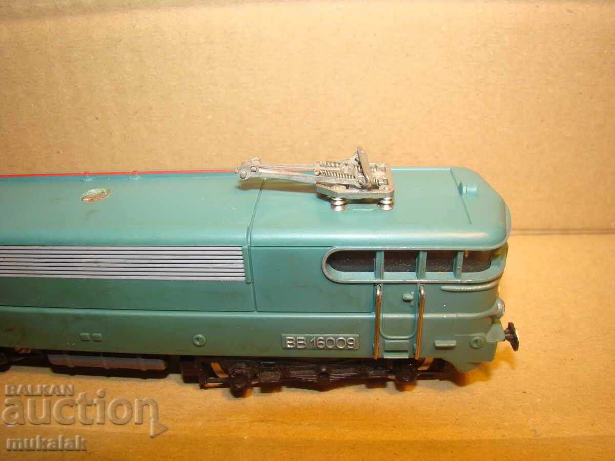 Auction SNCF H0 1/87 RAILWAY CAR TRAIN LOCOMOTIVE MODEL TOY Auction SNCF H0 1/87 RAILWAY CAR TRAIN LOCOMOTIVE MODEL TOY