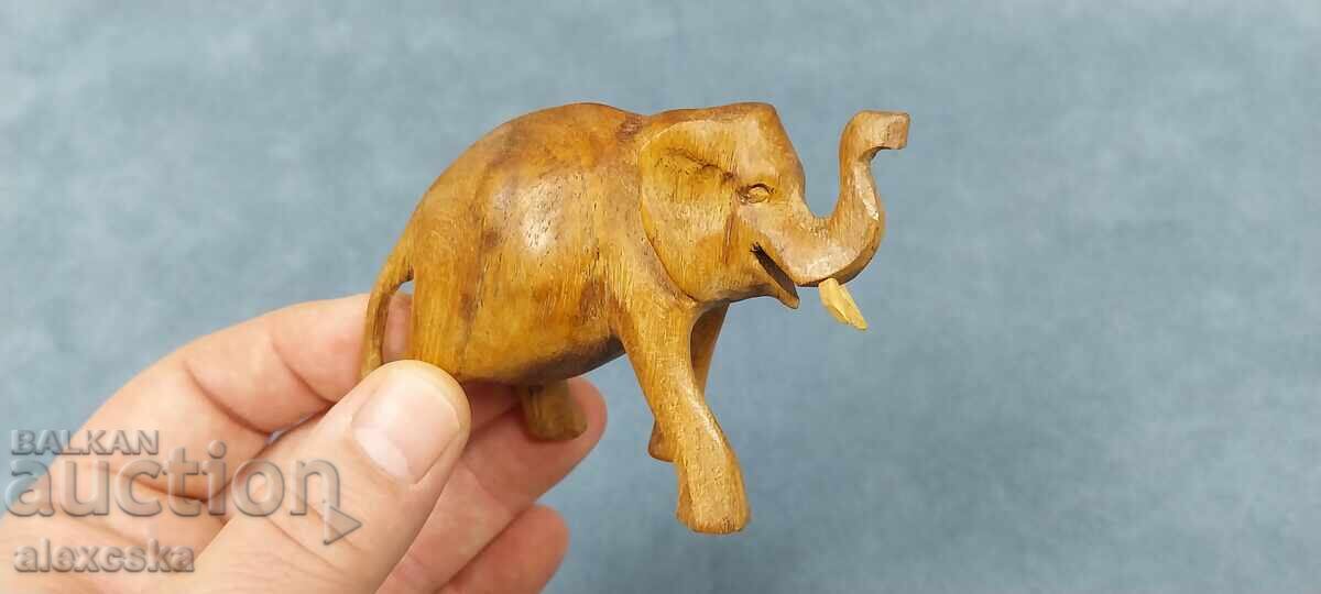 Elefant de lemn - 7