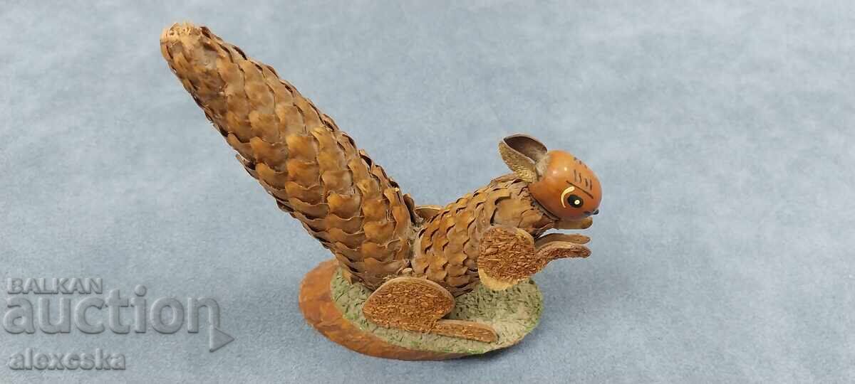 Social Squirrel - 7 Social Squirrel - 7