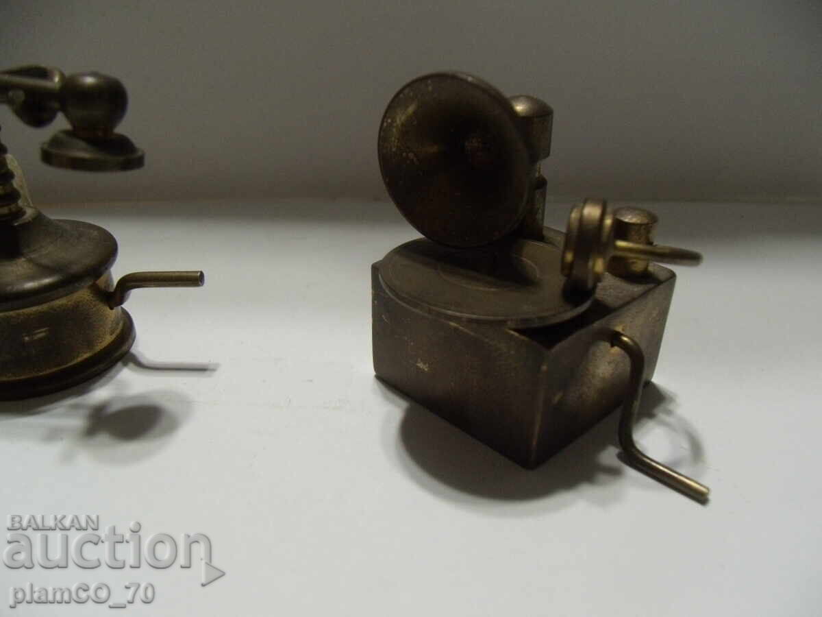 No.*7822 three old small metal / bronze figurines with price 35.00 BGN | € 17.90 No.*7822 three old small metal / bronze figurines with price 35.00 BGN | € 17.90