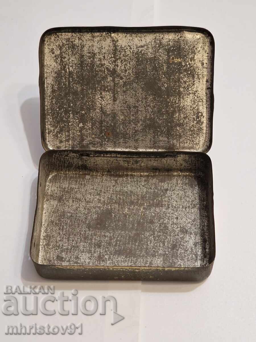 Antique metal tobacco box "Bremer Flagge" by C.F. Vo with price 45.00 BGN | € 23.01 Antique metal tobacco box "Bremer Flagge" by C.F. Vo with price 45.00 BGN | € 23.01