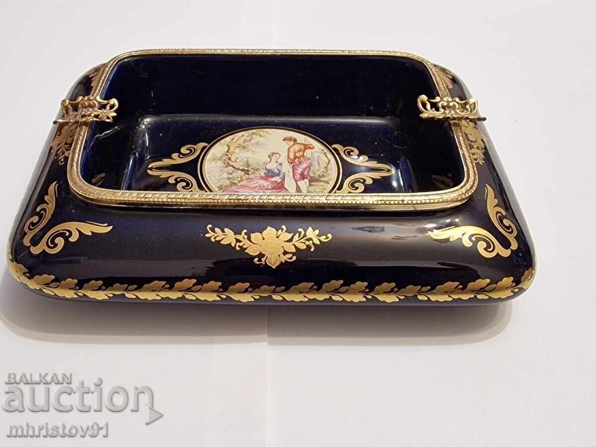 luxury porcelain ashtray/decorative bowl Limoges with price 80.00 BGN | € 40.90 luxury porcelain ashtray/decorative bowl Limoges with price 80.00 BGN | € 40.90