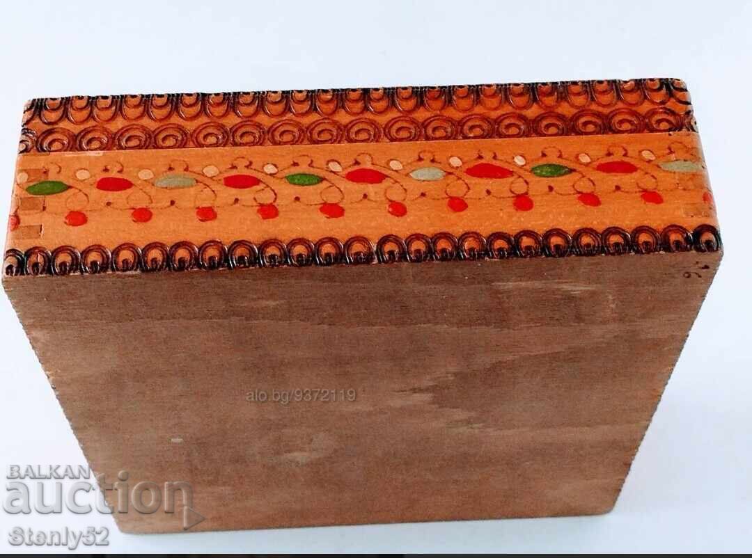 Delivery of Old wooden pyrographed box from Soca. Delivery of Old wooden pyrographed box from Soca.