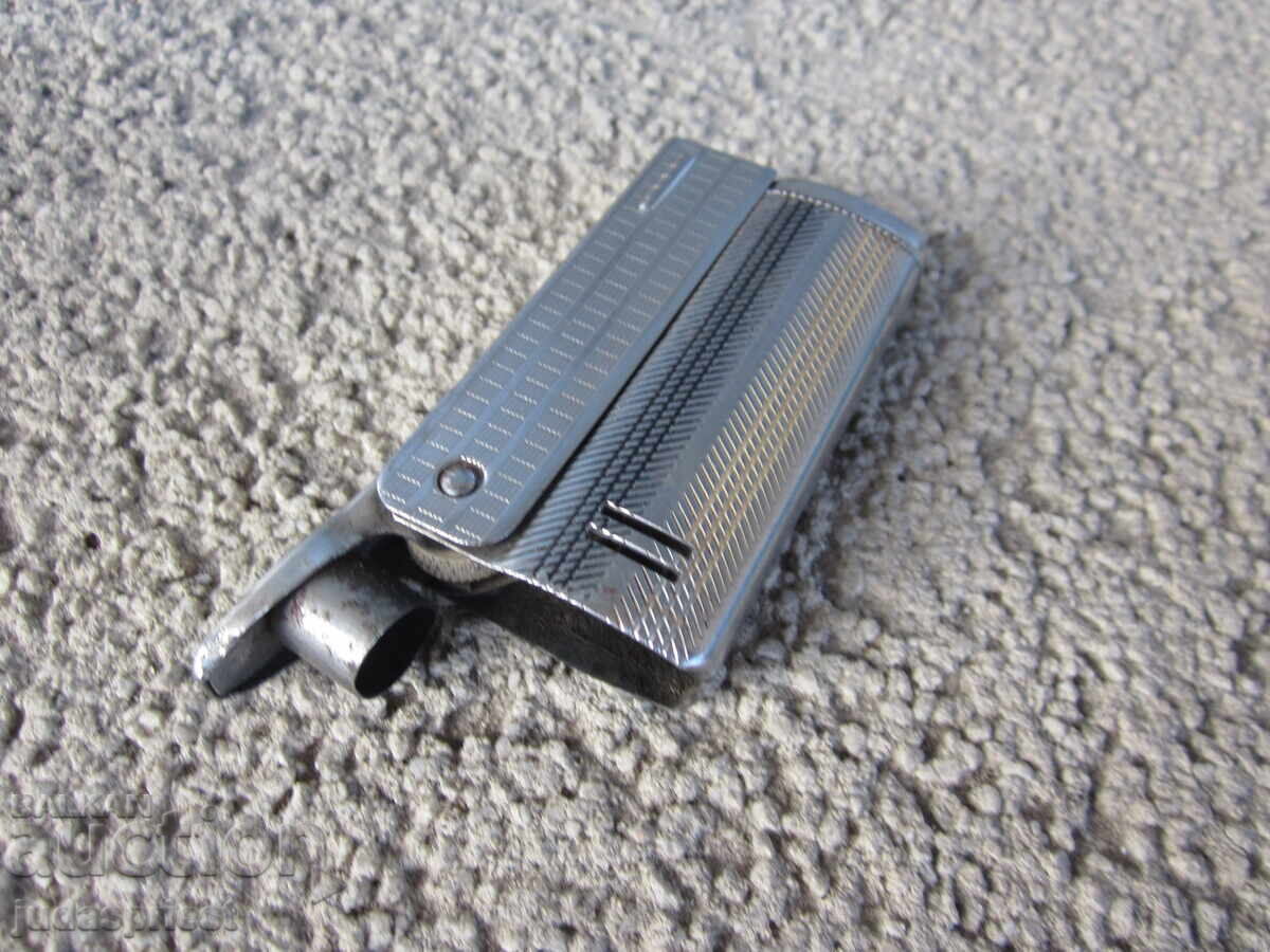 παλιός λειτουργικός αναπτήρας βενζίνης IMCO streamline με τιμή 30.00 BGN | € 15.34 παλιός λειτουργικός αναπτήρας βενζίνης IMCO streamline με τιμή 30.00 BGN | € 15.34