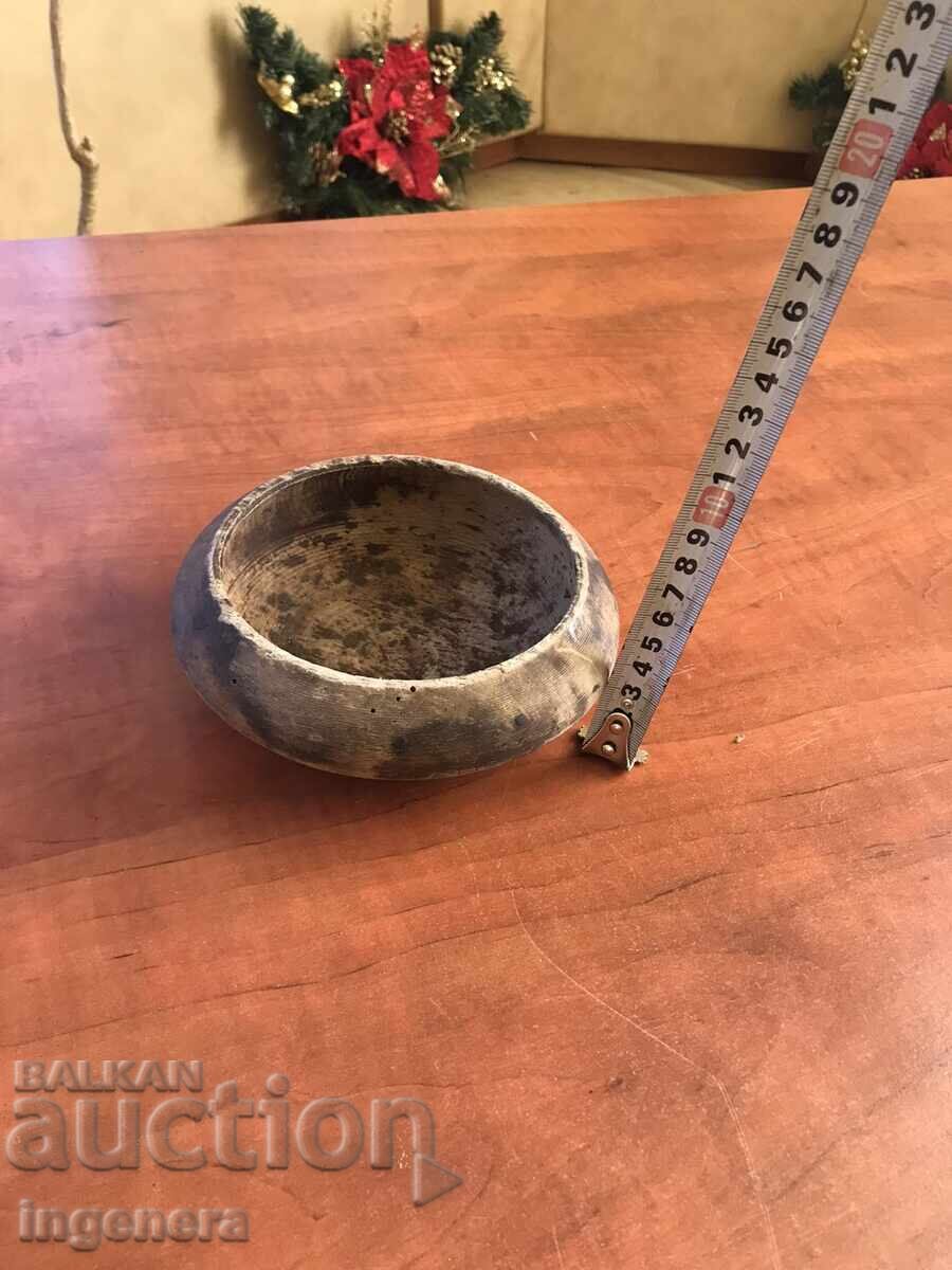 WOODEN NUTS BOWL PANE ANTIQUE with price 6.00 BGN | € 3.07 WOODEN NUTS BOWL PANE ANTIQUE with price 6.00 BGN | € 3.07