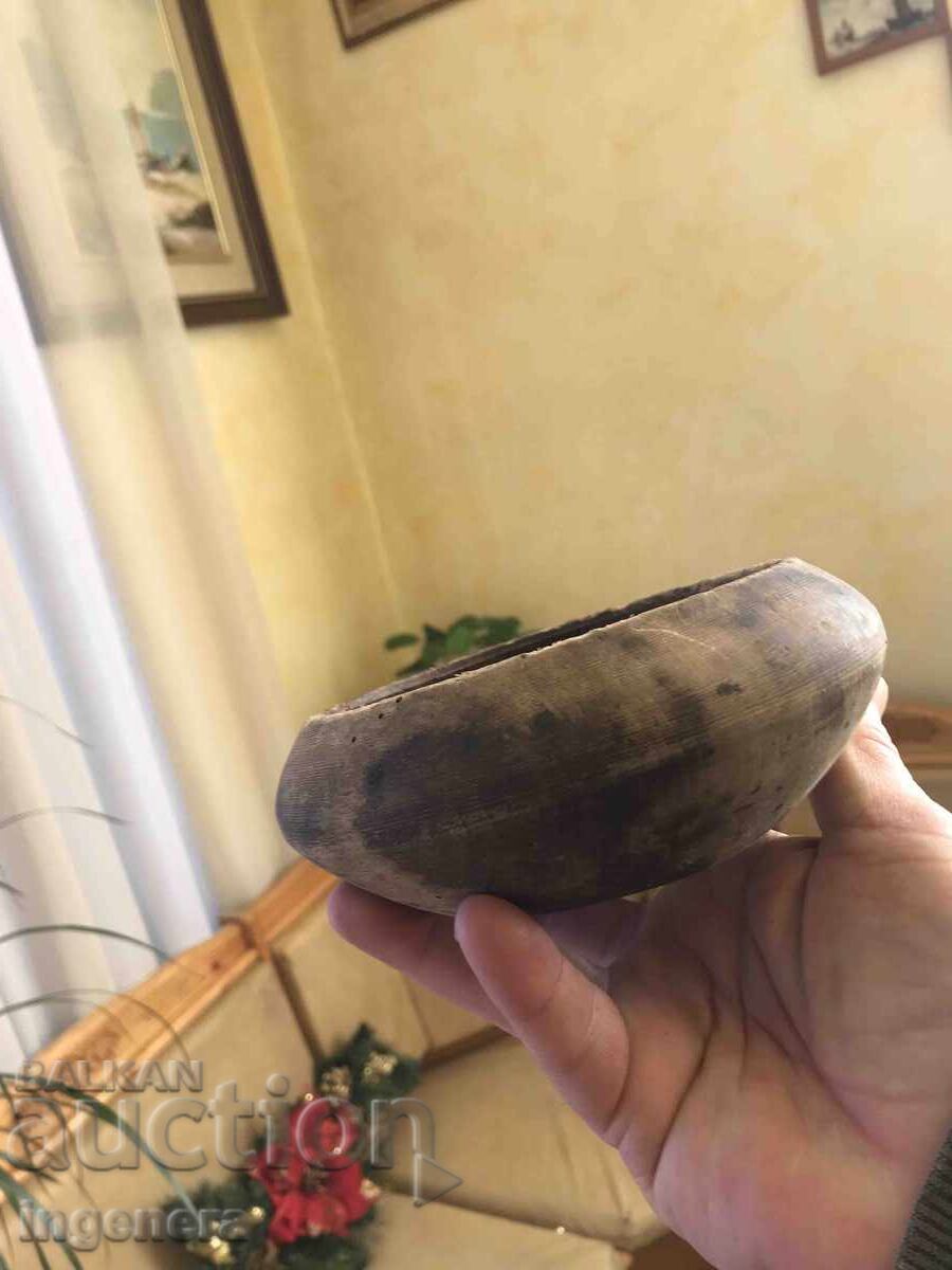 WOODEN NUTS BOWL PANE ANTIQUE - 5 WOODEN NUTS BOWL PANE ANTIQUE - 5