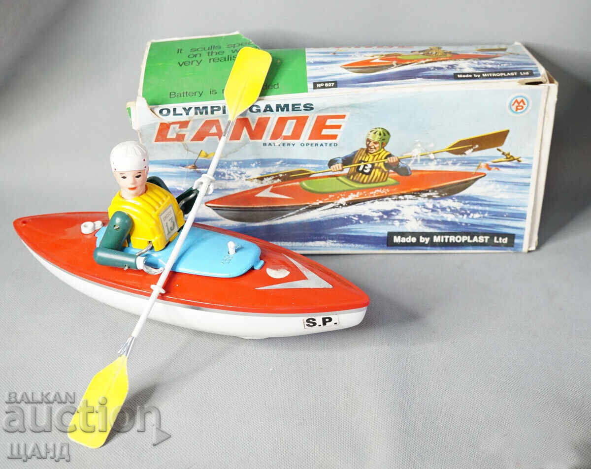 Greece Old plastic toy canoe model with box