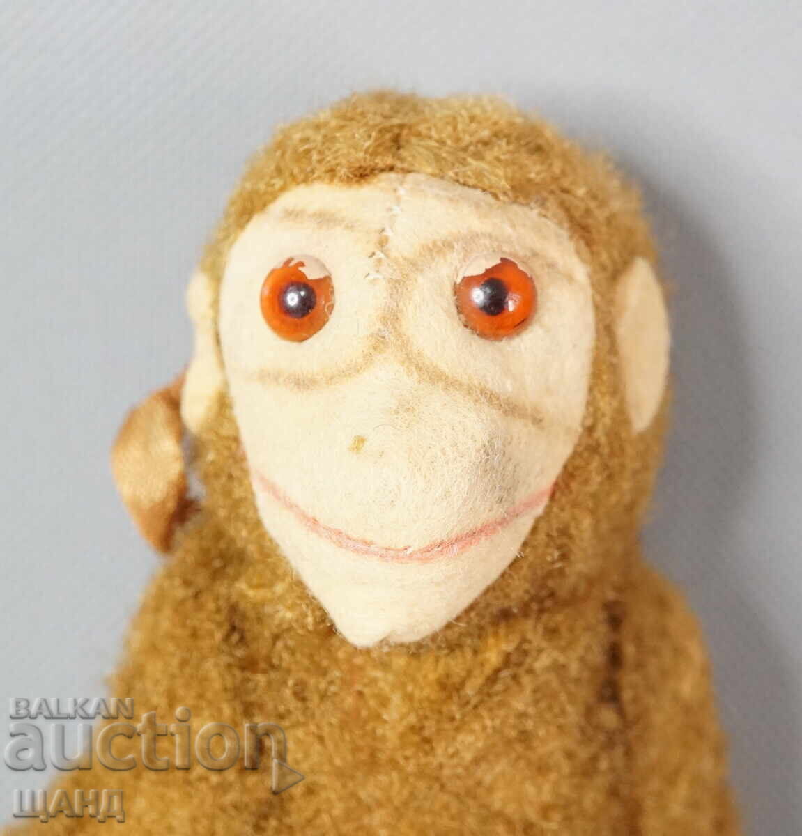 Old Straw Toy Monkey Straw Doll with price 10.00 BGN | € 5.11 Old Straw Toy Monkey Straw Doll with price 10.00 BGN | € 5.11