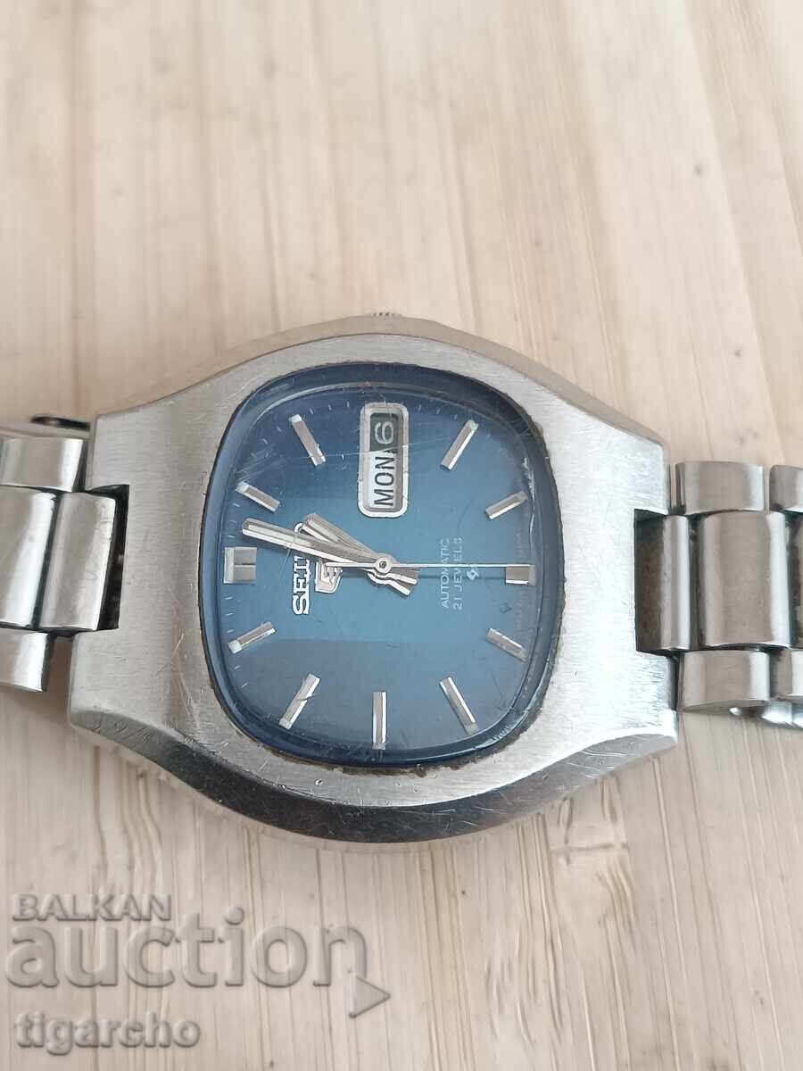 Часовник Seiko 5 с цена 90.00 лв. | € 46.02