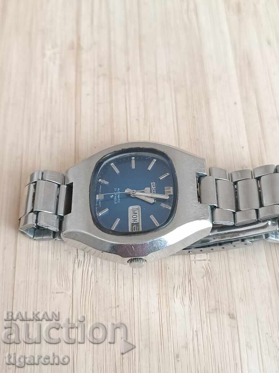 Аукцион Часовник Seiko 5