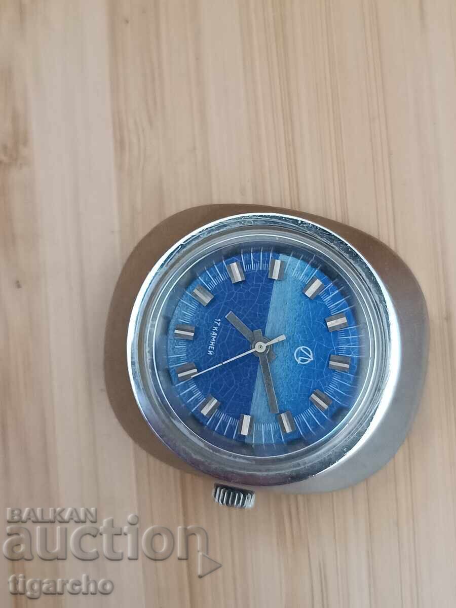 Аукцион Дамски часовник Луч Аукцион Дамски часовник Луч