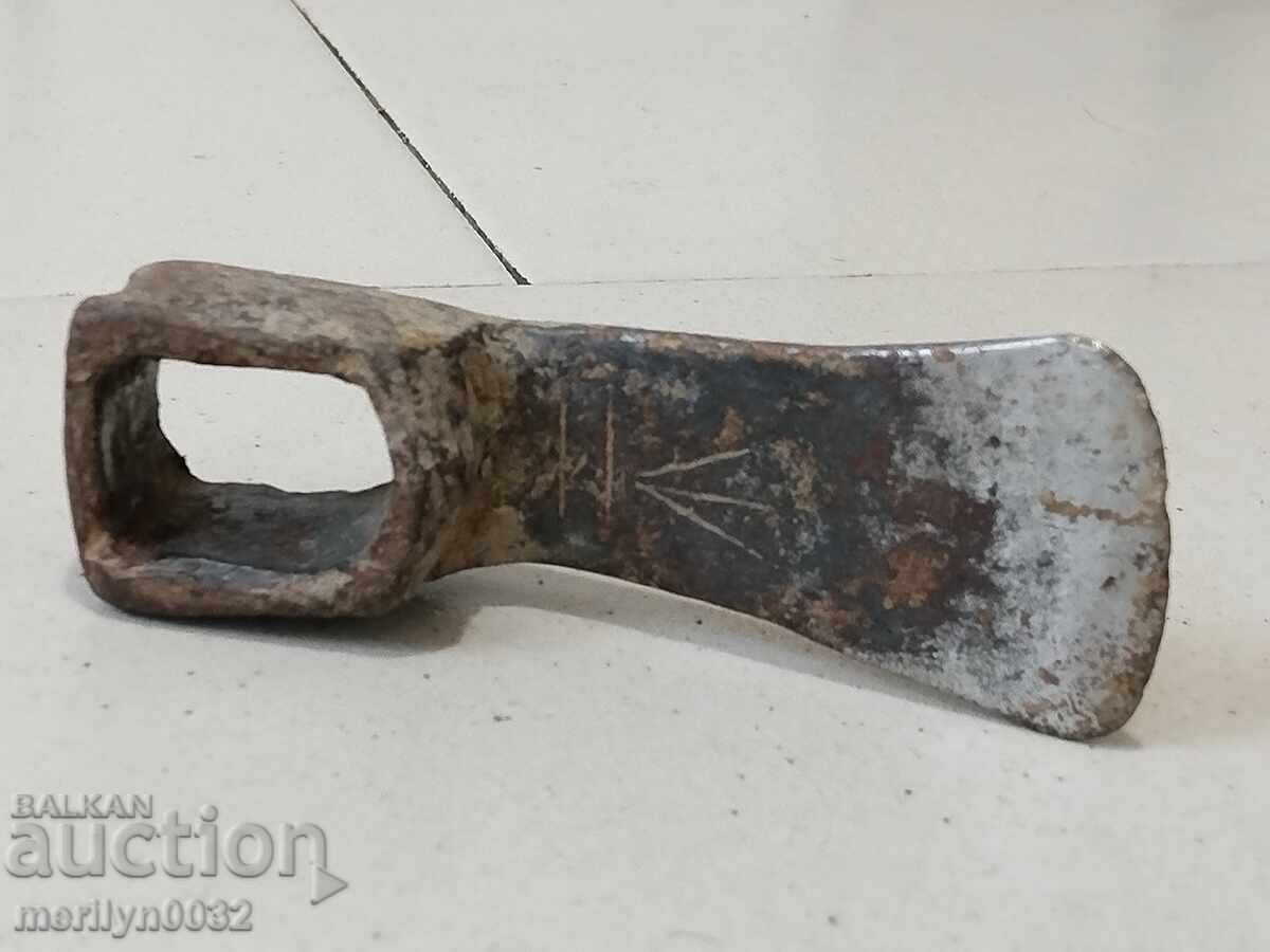 Delivery of Forged hoe, tin hoe, agricultural wrought iron Delivery of Forged hoe, tin hoe, agricultural wrought iron