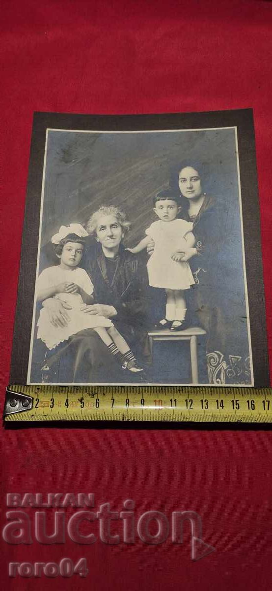 OLD PHOTO - CARDBOARD - 6 OLD PHOTO - CARDBOARD - 6