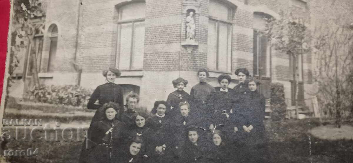 СТАРА ФОТОГРАФИЯ - КАРТОН - 7