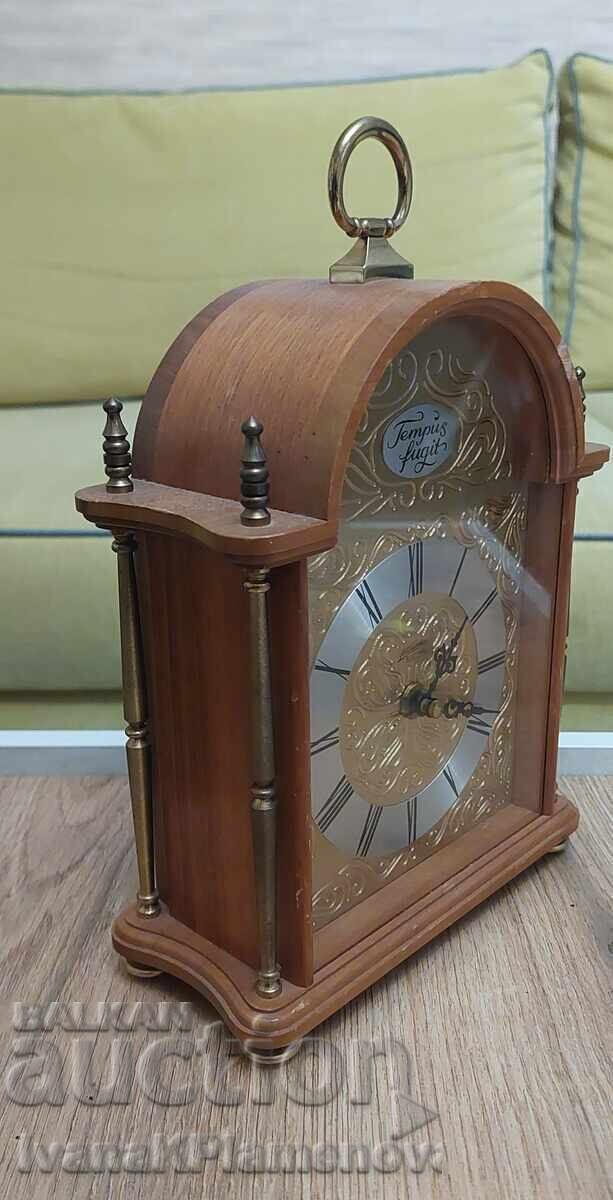 Auction Desk clock made in Germany for collectors Auction Desk clock made in Germany for collectors