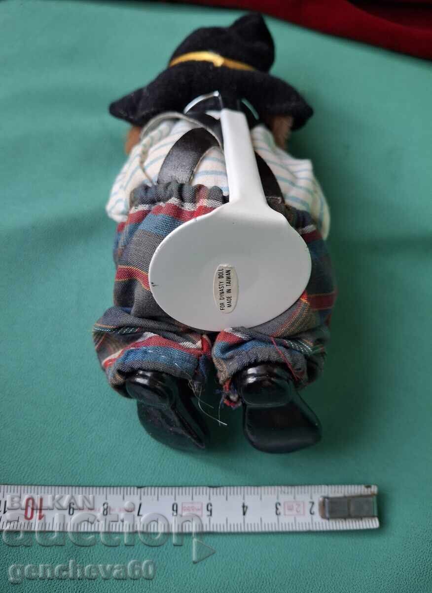 Delivery of Clown doll Delivery of Clown doll