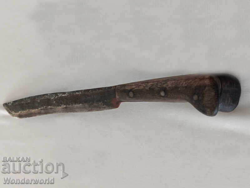 Auction  Old authentic Bulgarian forged knife karakulak