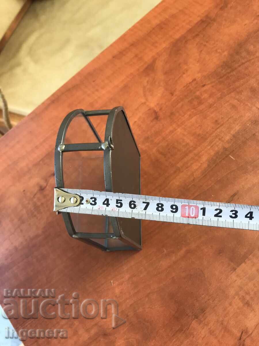 Παράδοση ΜΙΝΙ ΒΙΤΡΙΝΑ ΒΙΤΡΙΝΑ ΓΥΑΛΙΝΟΣ ΚΑΘΡΕΠΤΗΣ ΜΠΡΟΝΖΙΝΟ ΚΟΡΝΙΖ Παράδοση ΜΙΝΙ ΒΙΤΡΙΝΑ ΒΙΤΡΙΝΑ ΓΥΑΛΙΝΟΣ ΚΑΘΡΕΠΤΗΣ ΜΠΡΟΝΖΙΝΟ ΚΟΡΝΙΖ