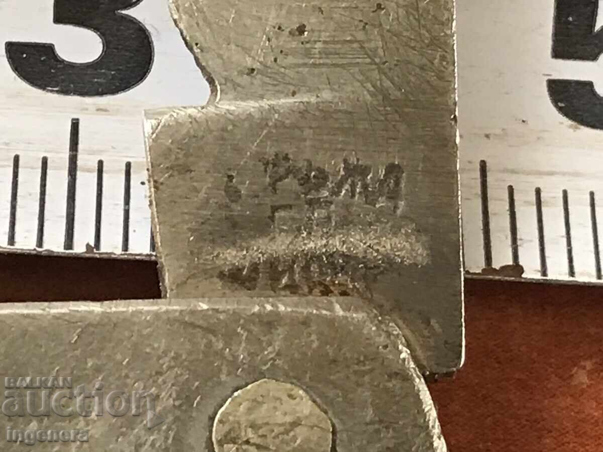 Auction  FOLDING KNIFE, OLD SHARP BLADE, STEEL