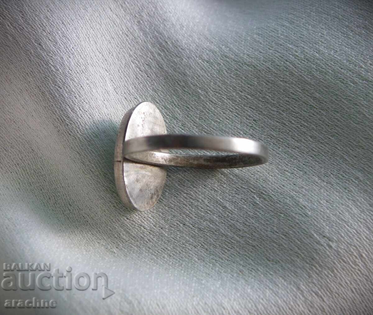 Auction Old silver ring with mother-of-pearl Auction Old silver ring with mother-of-pearl