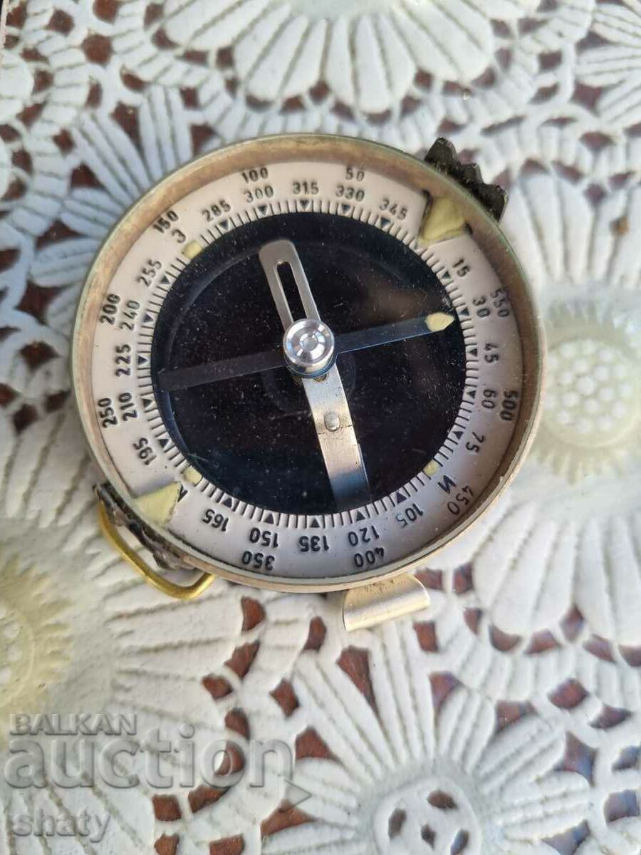Military compass with price 20.00 BGN | € 10.23 Military compass with price 20.00 BGN | € 10.23