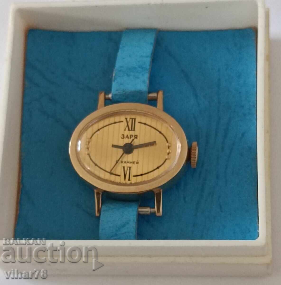 New gold-plated ladies' watch Zaria - 6