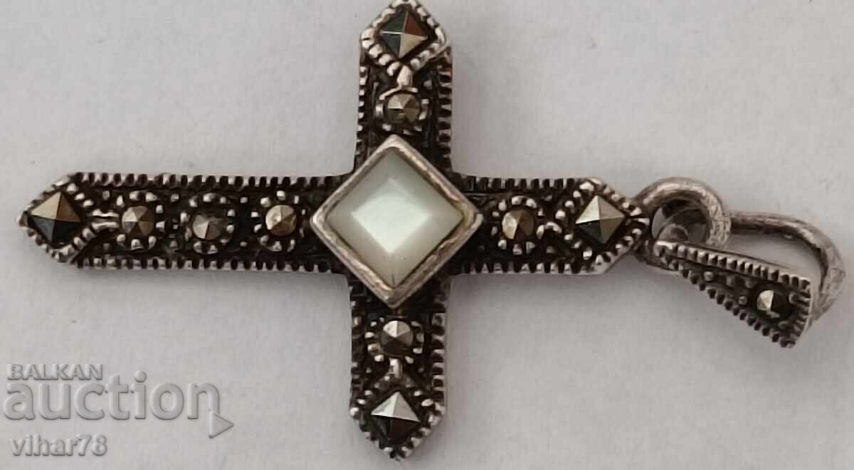 Auction SILVER CROSS Auction SILVER CROSS