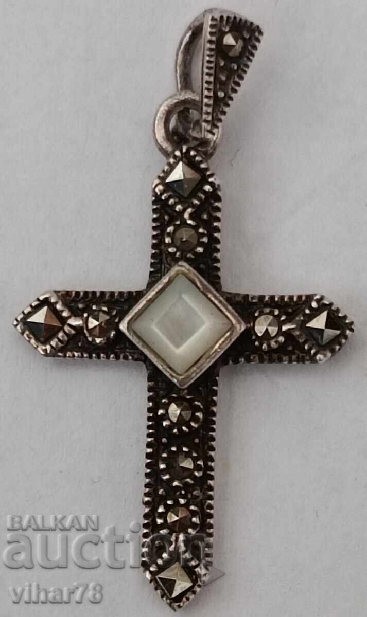 Delivery of SILVER CROSS Delivery of SILVER CROSS