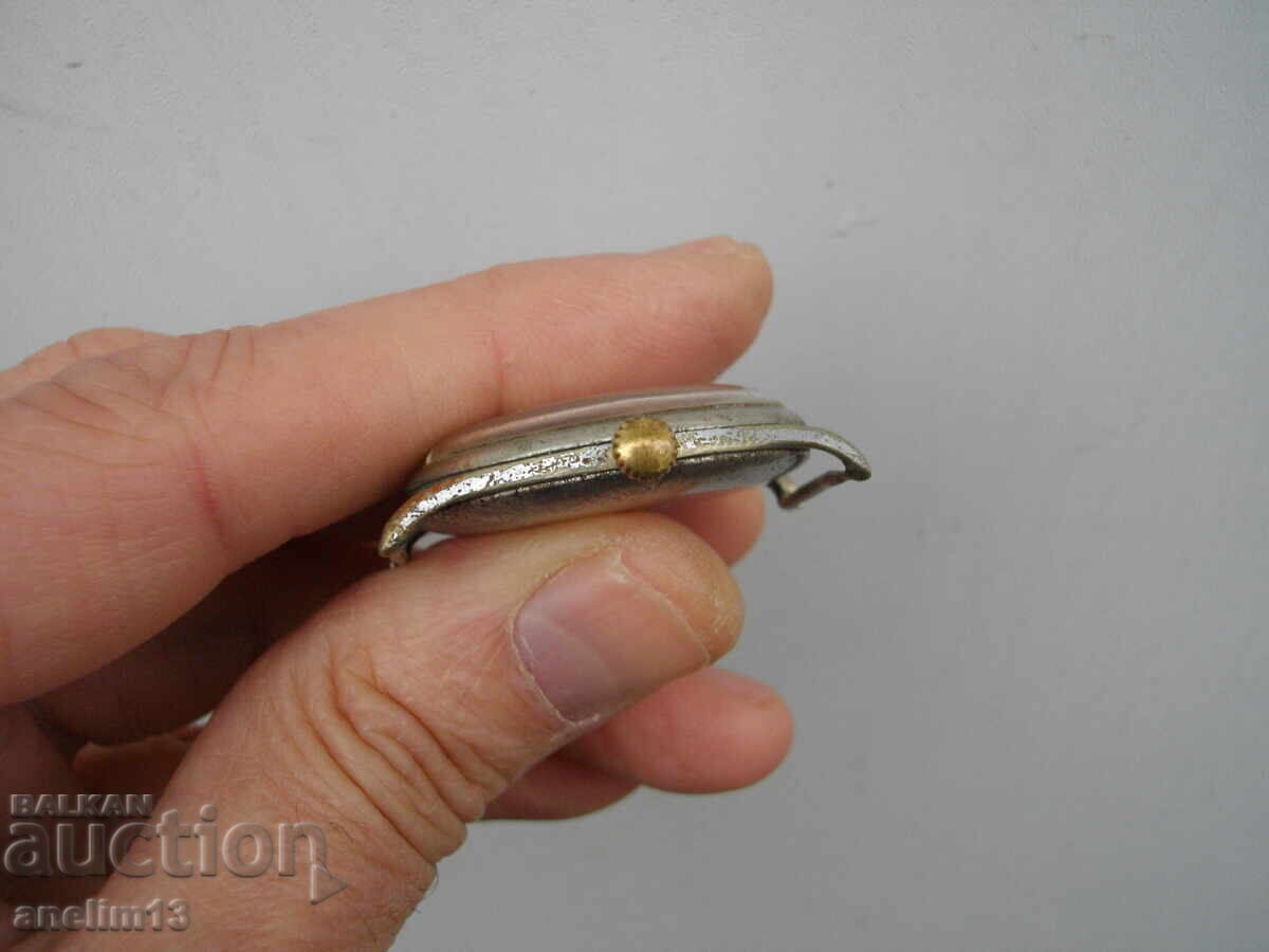 Auction COLLECTIBLE SWISS MILITARY WATCH Auction COLLECTIBLE SWISS MILITARY WATCH