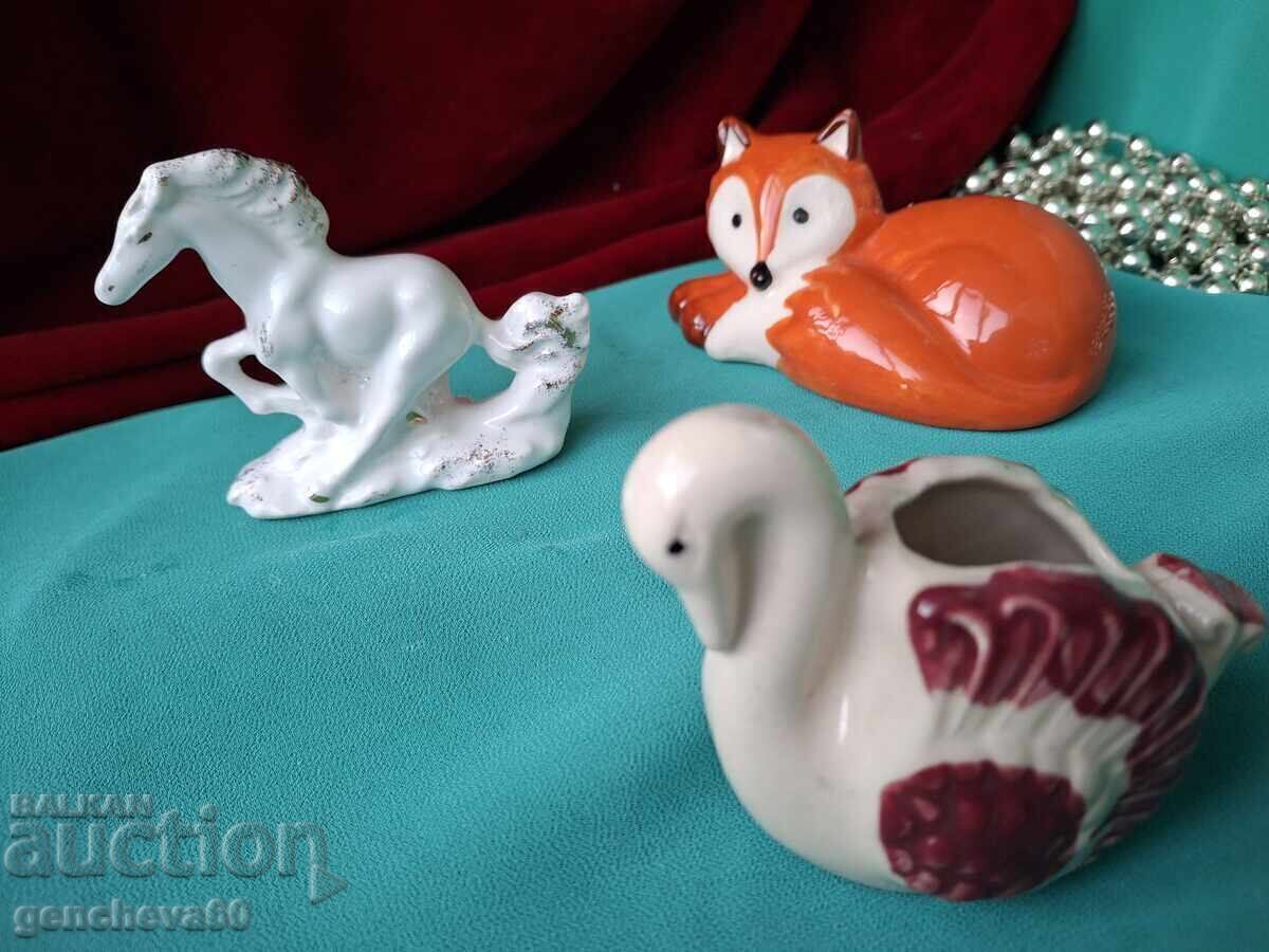 Lot of porcelain figures - 5 Lot of porcelain figures - 5