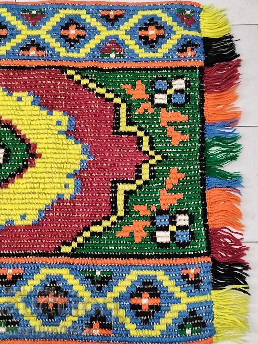 Delivery of Old tapestry for wall embroidery panel, carpet picture Delivery of Old tapestry for wall embroidery panel, carpet picture