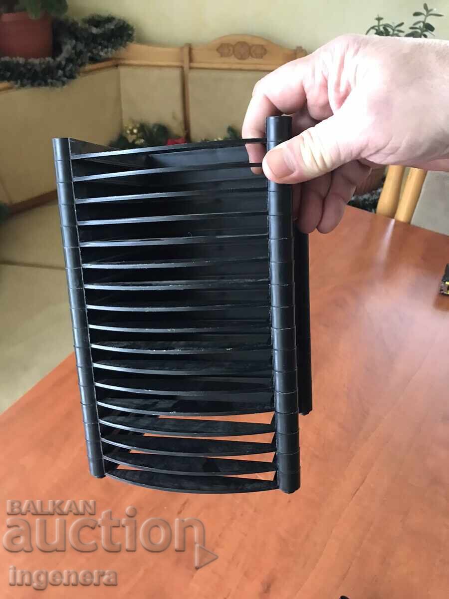 CD HOLDER AND CASE - 6 CD HOLDER AND CASE - 6