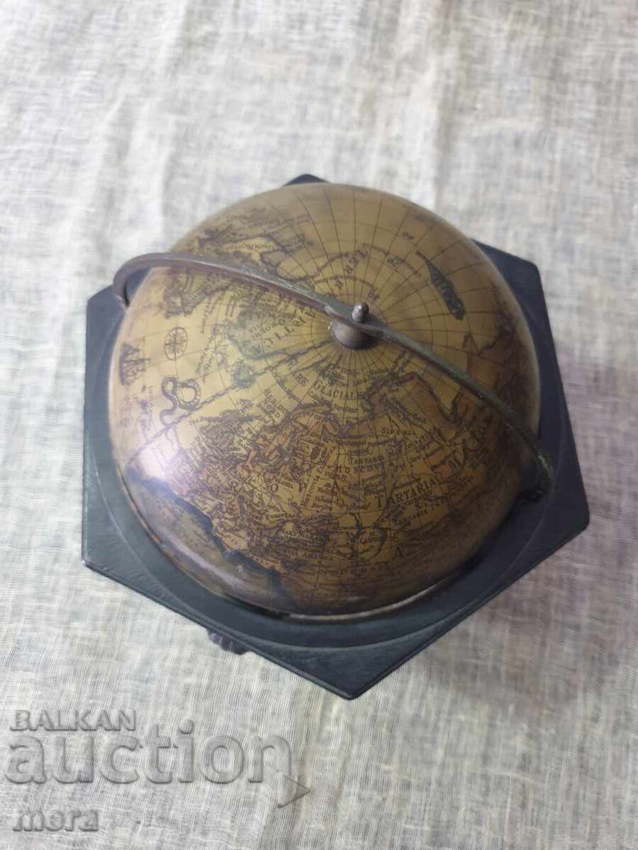 Δημοπρασία Αντίκα αξεσουάρ γραφείου - υδρόγειος Δημοπρασία Αντίκα αξεσουάρ γραφείου - υδρόγειος