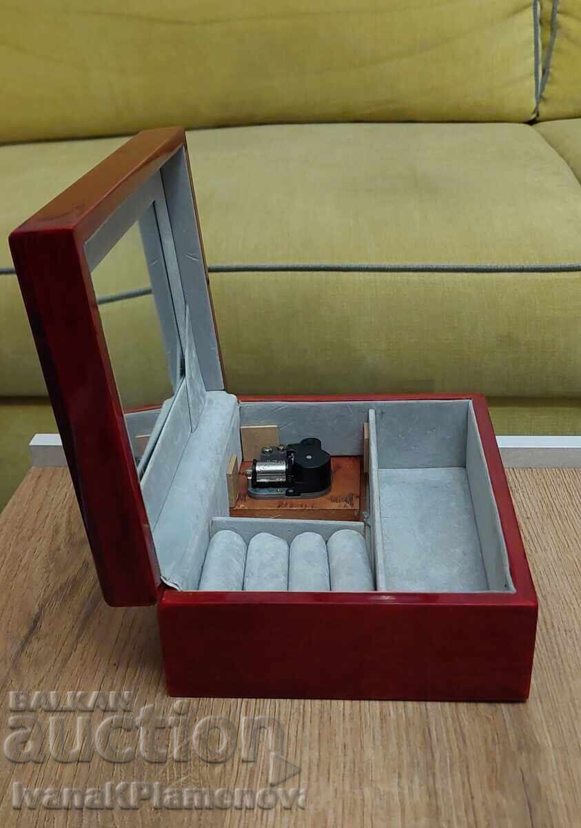 Ξύλινο μουσικό κουτί - 5 Ξύλινο μουσικό κουτί - 5