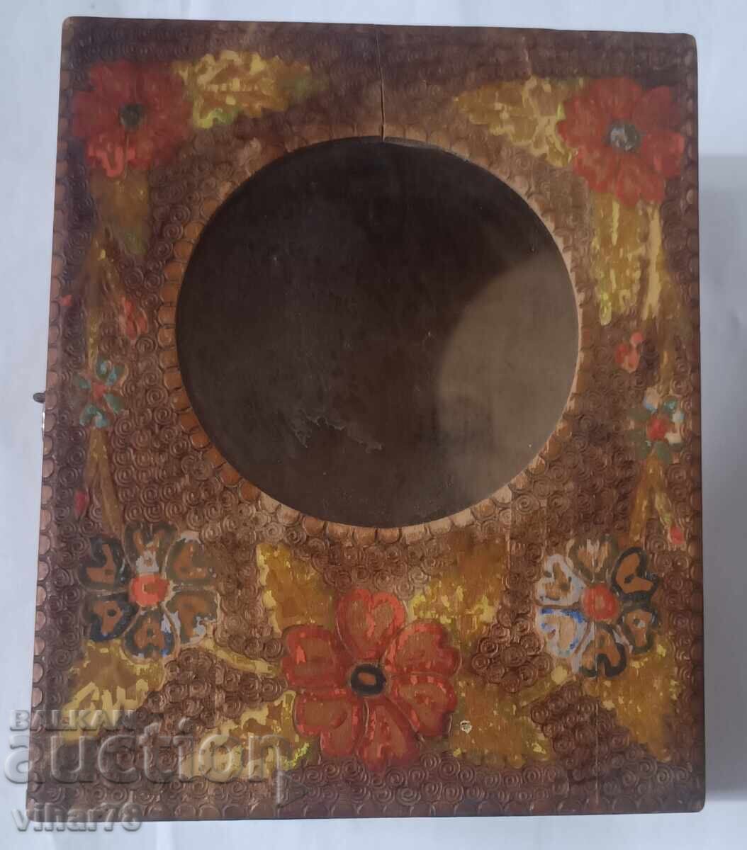 Delivery of Wooden alarm clock box Delivery of Wooden alarm clock box