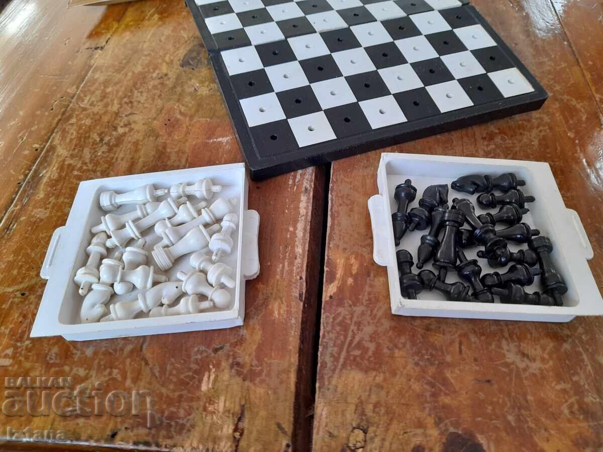 Old tourist chess - 5 Old tourist chess - 5