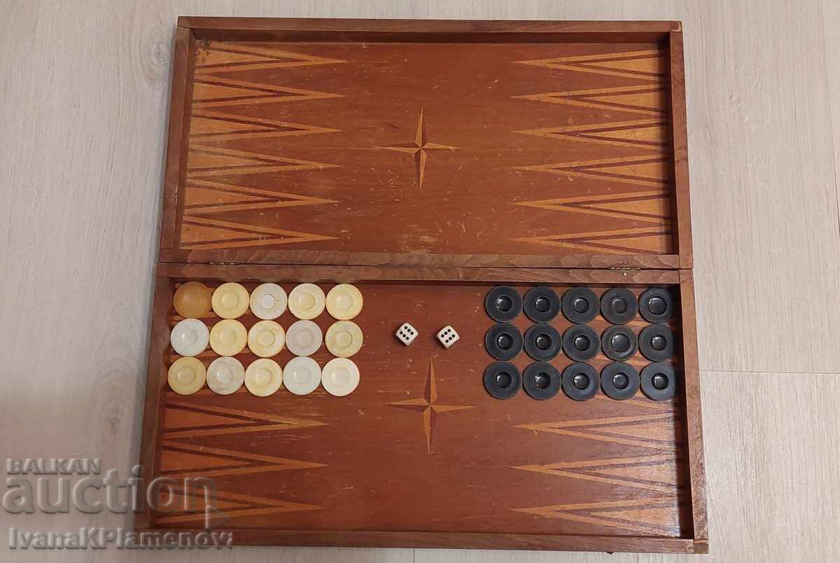 Auction Chess and backgammon large Auction Chess and backgammon large