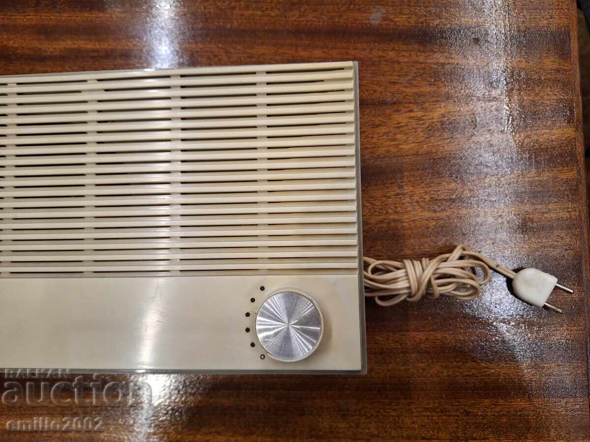 Radio station Tonmaistor retro social. with price 24.00 BGN | € 12.27 Radio station Tonmaistor retro social. with price 24.00 BGN | € 12.27