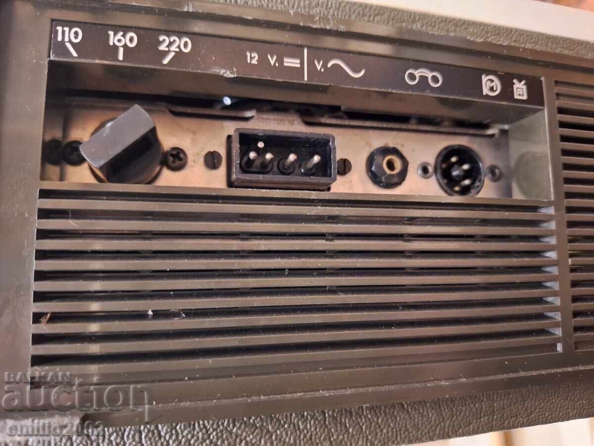 Ρετρό μαγνητόφωνο Castelli - 5 Ρετρό μαγνητόφωνο Castelli - 5