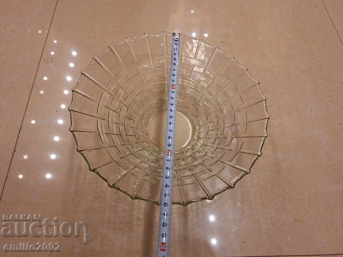 Glass fruit bowl retro soc with price 9.00 BGN | € 4.60 Glass fruit bowl retro soc with price 9.00 BGN | € 4.60