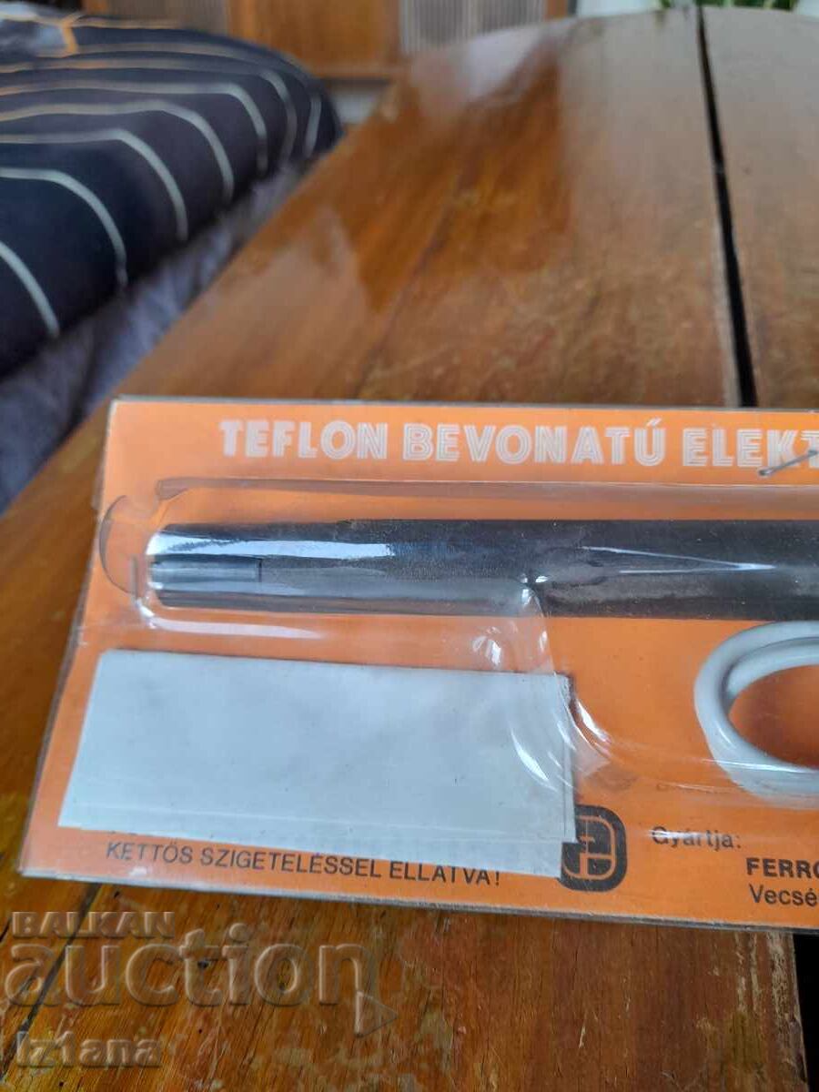 Old Ferroelektrika hair curler with price 32.00 BGN | € 16.36 Old Ferroelektrika hair curler with price 32.00 BGN | € 16.36